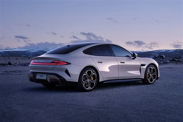 7月新能源汽車預(yù)計銷量101萬輛 占比突破54%