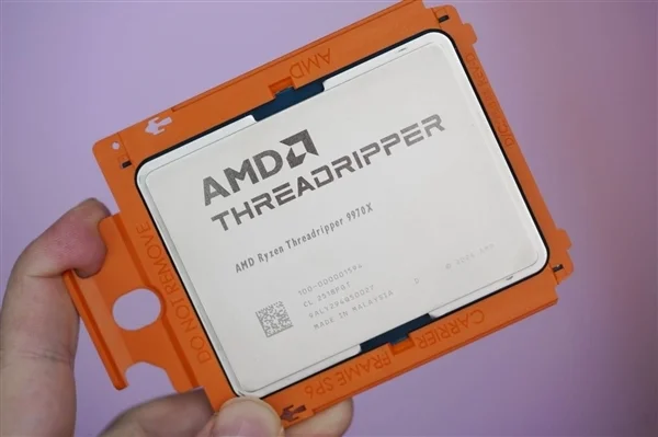 最強(qiáng)桌面CPU！AMD銳龍線程撕裂者9970X/9980X圖賞